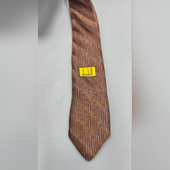 Dunhill London Geometric 100% Silk Men's Tie Brand New With Tags - Picture 5 of 7